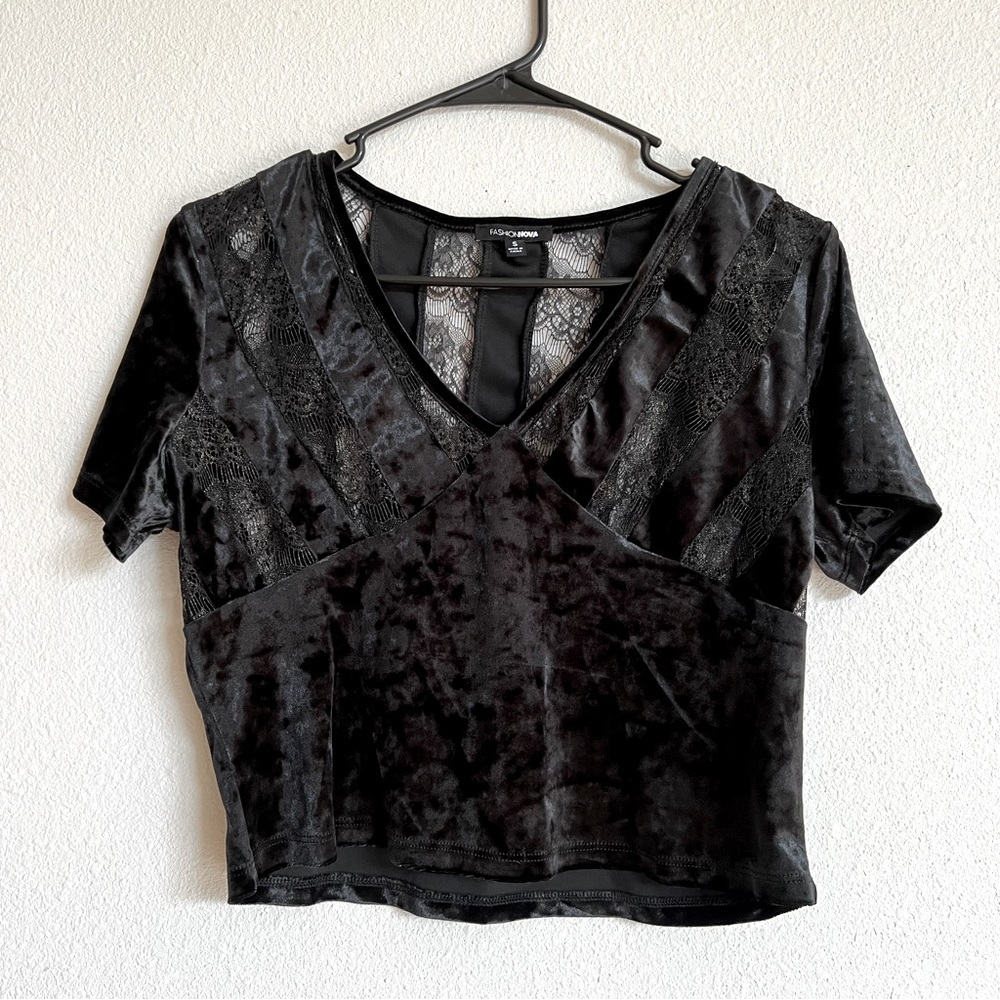 Like new! Fashion Nova Black Velour Lace Detail Crop Top
